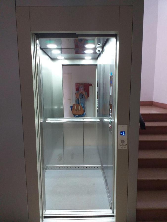 Popovic Apartman Póla Kültér fotó
